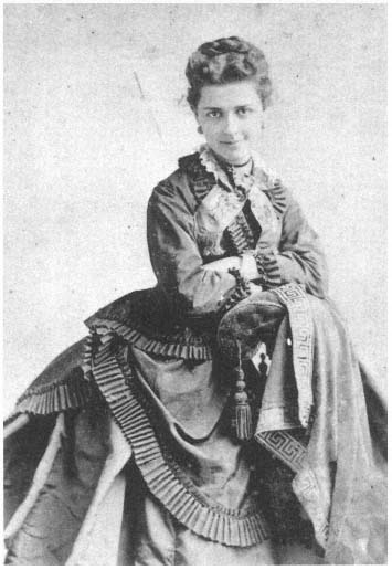 Jeannette_Thurber_as_a_young_woman